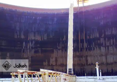 دو دستگاه مخزن یکصد هزار بشکه ای با سقف ثابت (M و N)