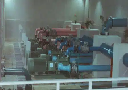 كارخانه كاشی بيستون