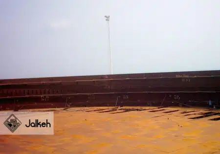 طراحی و احداث دو دستگاه مخزن ذخیره نفت خام