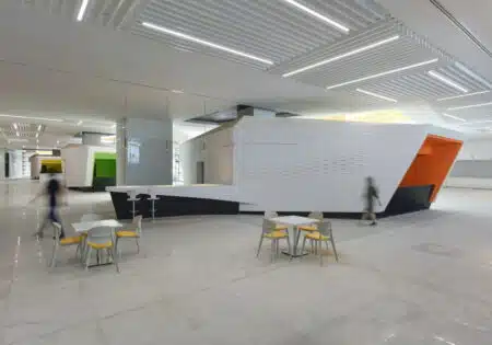 طراحی و اجرای فودکورت بازار بزرگ ایران (ایران مال)