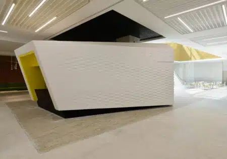 طراحی و اجرای فودکورت بازار بزرگ ایران (ایران مال)