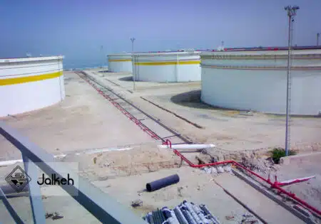 طراحی و احداث سه دستگاه مخزن ذخیره نفت خام